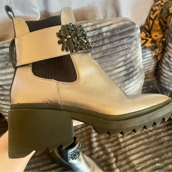 Karl Lagerfeld Silver Heeled Boots with Black Accents - Picture 2 of 2